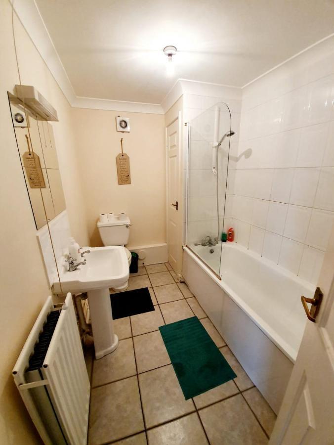 Chelmsford Town Centre Apartments With Car Parking Экстерьер фото